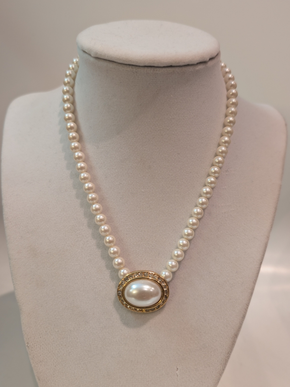 Vintage Vendome Faux Pearl Rhinestone Necklace